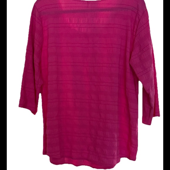Pretty Pink Blouse - Picture 2 of 2
